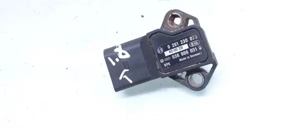 Audi A4 S4 B6 8E 8H Air pressure sensor 038906051D 0261230073