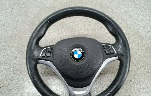 BMW X1 E84 Steering wheel 68531313051626