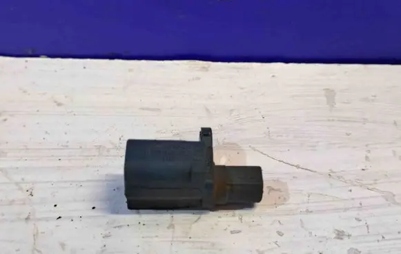 Volvo XC70 ABS rear brake sensor 6G9N2B372EB