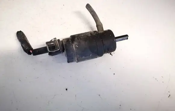 Nissan Primera Windscreen/windshield washer pump 20860