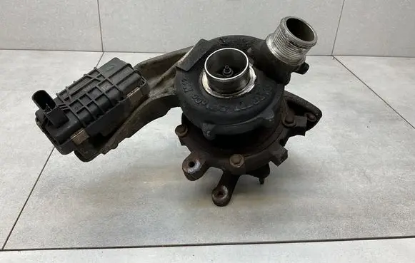 Jaguar XF X250 Turbo AX2Q6K682CA