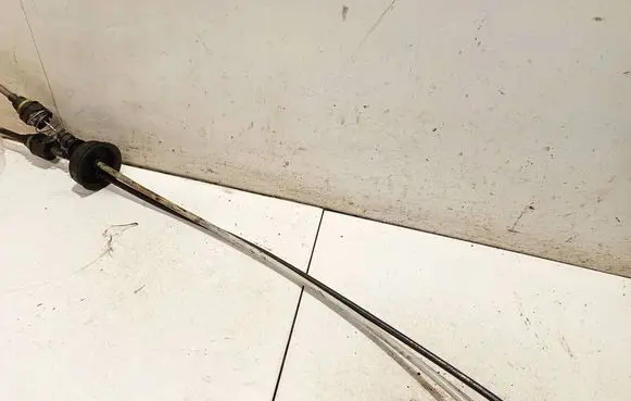 Opel Astra H Gear shift cable linkage 