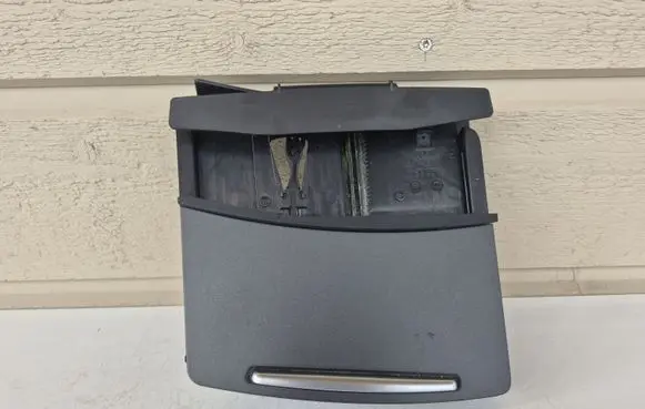 Audi A6 S6 C6 4F Ashtray (front) 4F1857951C