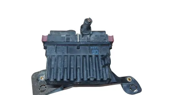 Opel Astra G Fan control module 804021