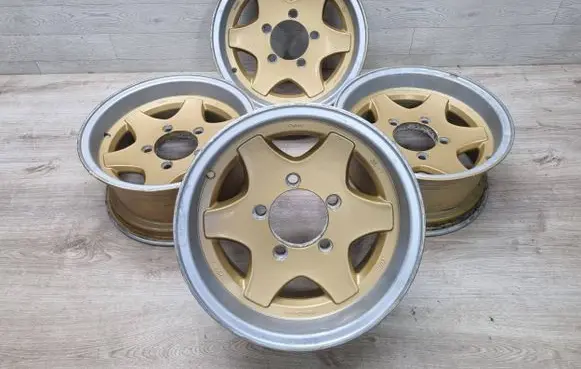 Suzuki Jimny R15 alloy rim 715031G