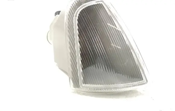 Opel Omega A Front indicator light LLA801 380694 905238