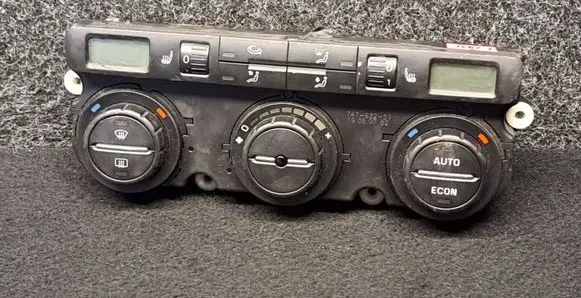 Skoda Octavia Mk2 (1Z) Climate control unit 1Z0907044S
