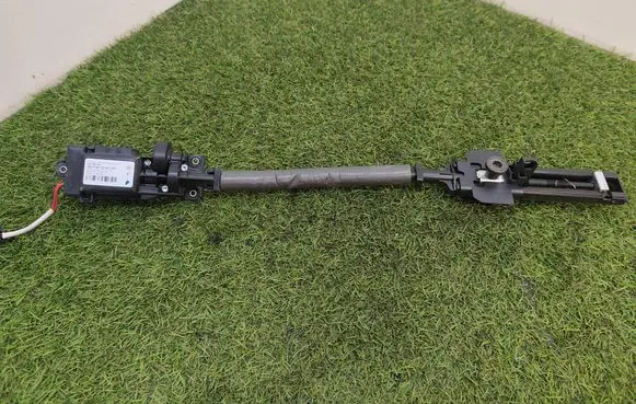 Audi A8 S8 D4 4H Seat belt adjustment motor 4H0867833 A1069219