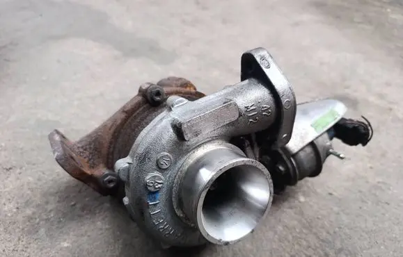 Opel Astra J Turbo 55567731