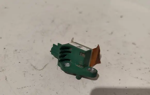 Volkswagen PASSAT B6 Airbag deployment crash/impact sensor 3C0909606