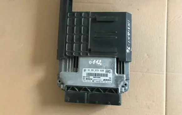 Opel Insignia A Engine control unit/module 55573539