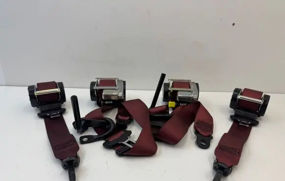 Porsche 911 991 Set of seat belts 99180303404 99180303305