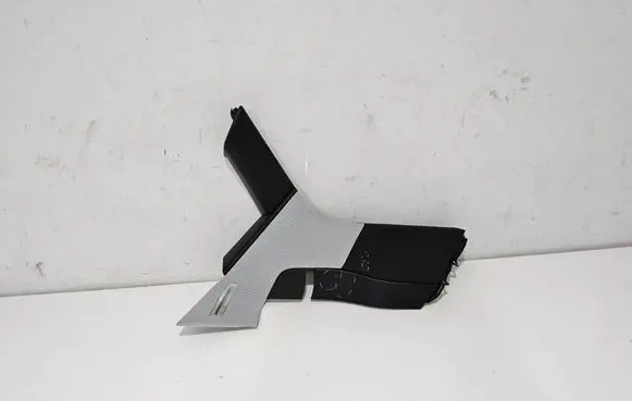 Polestar 4 (C) pillar trim 80012929 574269 80009781
