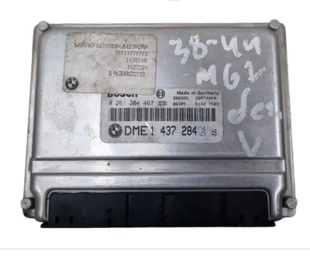 BMW 7 E38 Engine control unit/module 1437284 1438228