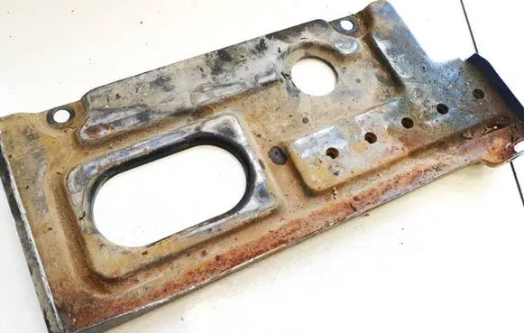 Battery box tray