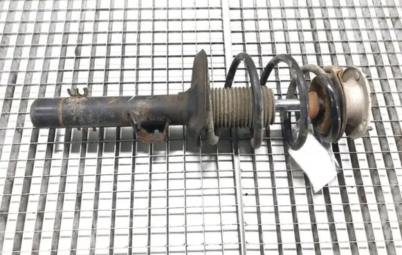 BMW X3 E83 Front shock absorber/damper