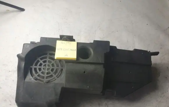 Audi A6 S6 C7 4G Subwoofer speaker 4G9035381A
