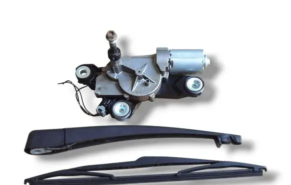 Mazda 3 I Rear window wiper motor F00S2B2160 BP4K-67450