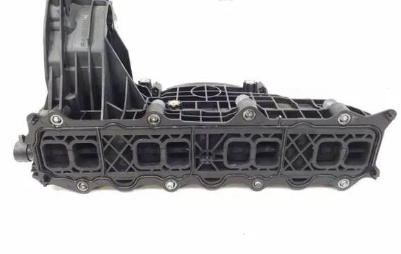 Mercedes-Benz E C207 W207 Intake manifold A6510900037