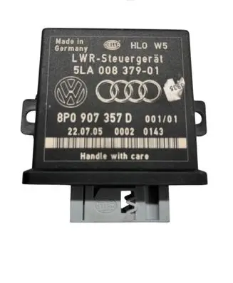 Audi A4 S4 B7 8E 8H Light module LCM 8P0907357