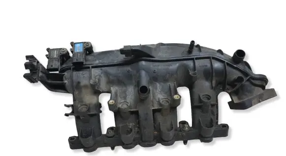 Opel Astra J Intake manifold 55573170