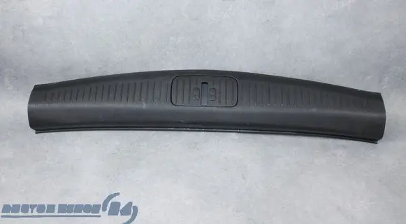 Chevrolet Cruze Rear sill trim cover