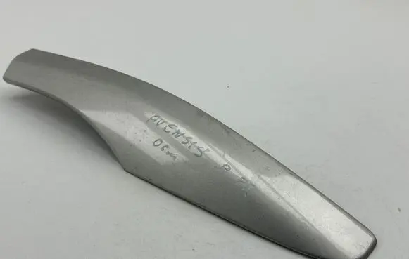 Toyota Avensis T250 Roof bar rail cover 6349105032