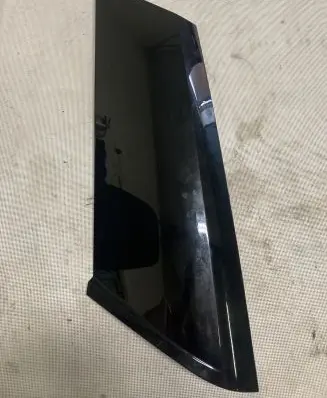 Land Rover Range Rover L405 (D)pillar trim (top) 