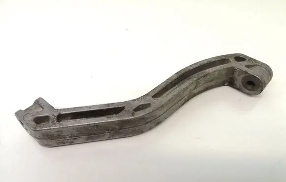Volkswagen PASSAT B6 Engine mounting bracket 1K0199359E