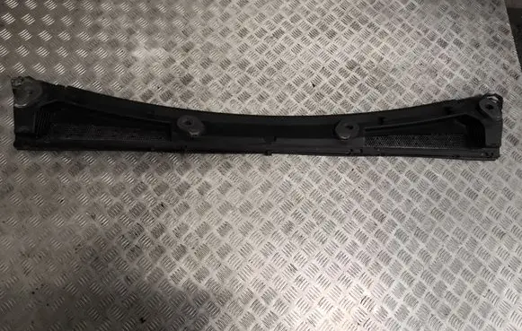 Wiper trim