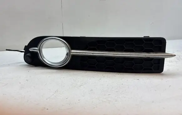 Volvo S80 Front fog light trim/grill 30655929