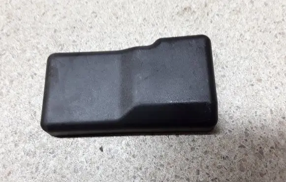 Chevrolet Camaro Front driver seat rail trim 22759366