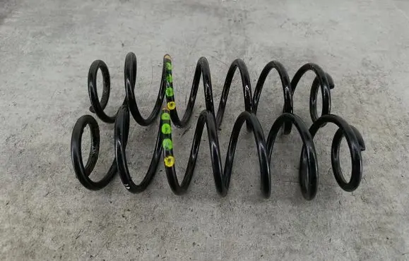 Volkswagen Polo V 6R Rear coil spring 