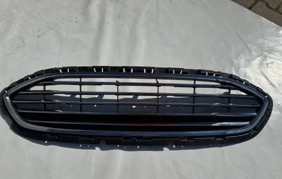 Ford Fiesta Front bumper upper radiator grill H1BB8B271B1