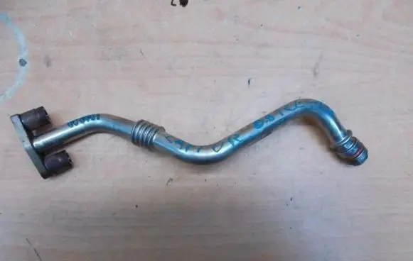 Renault Captur EGR valve line/pipe/hose 237313LM1A