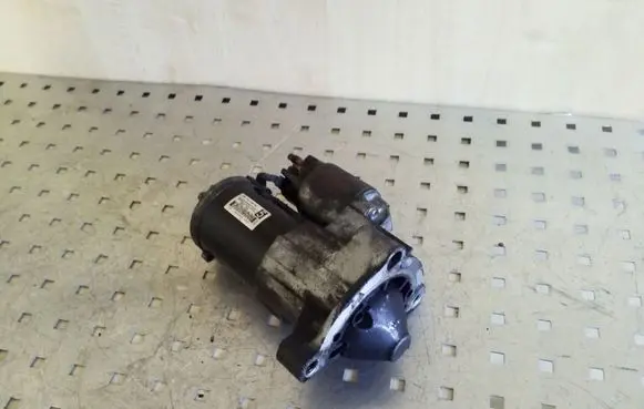 Peugeot 5008 Starter motor 9671014680 M000T20872ZE