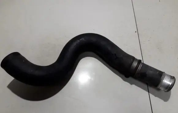 Honda CR-V Intercooler hose/pipe