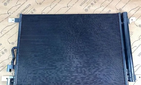Volkswagen Golf VIII Radiator set 5WA816411D