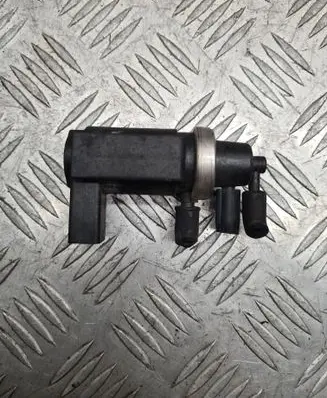 Audi A6 S6 C5 4B Turbo solenoid valve 059906627B 72290322