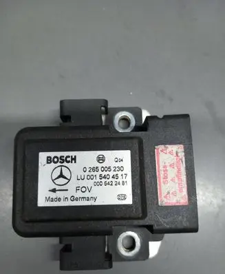 Mercedes-Benz E W210 ESP acceleration yaw rate sensor 0015404517 0265005230
