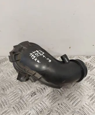 Mercedes-Benz C W204 Air intake hose/pipe A2710901229