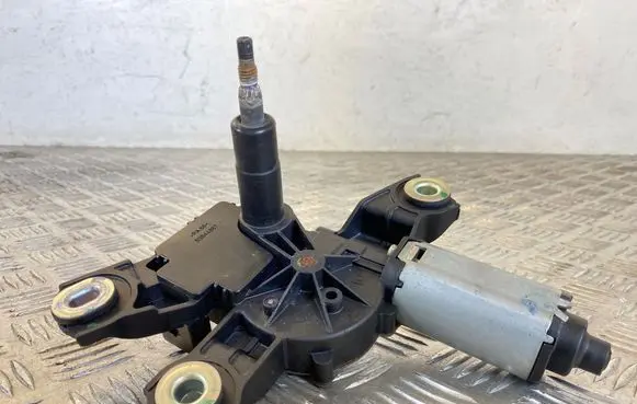 Volkswagen PASSAT B7 Rear window wiper motor 3C9955711A 53032812 320132013
