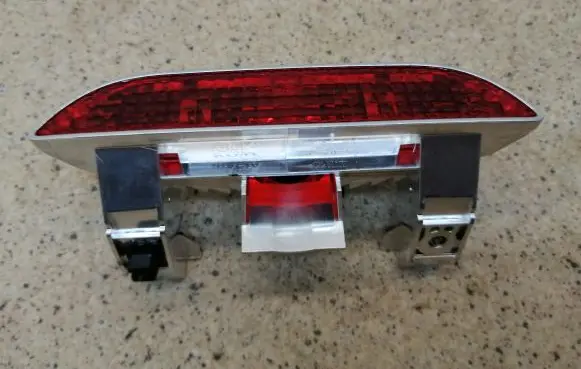 Dacia Spring Third/center stoplight 265901661R