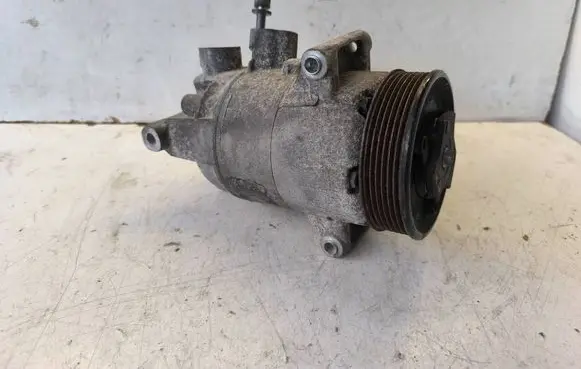 Volkswagen Polo V 6R Air conditioning (A/C) compressor (pump) 5Q0820803B 01141227 07154043356B