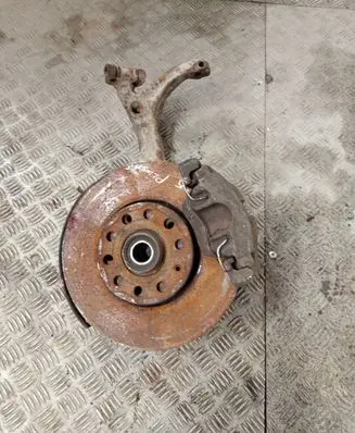 Volkswagen PASSAT B6 Front wheel hub spindle knuckle