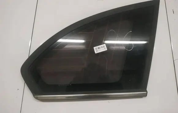 Chevrolet Captiva Rear side window AS2 ISED