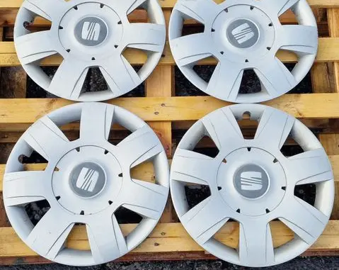 Seat Altea Wheel nut cap/cover 