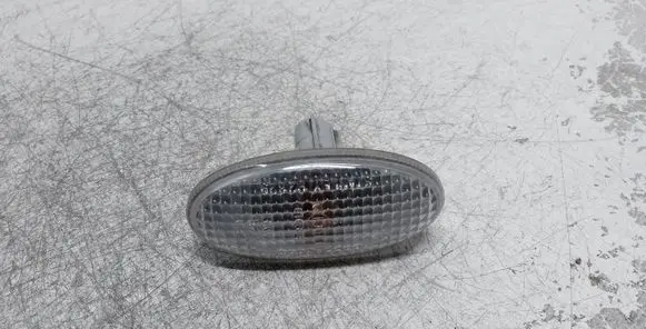Mazda 6 Front fender indicator light 010635