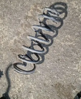 Peugeot 5008 Rear coil spring