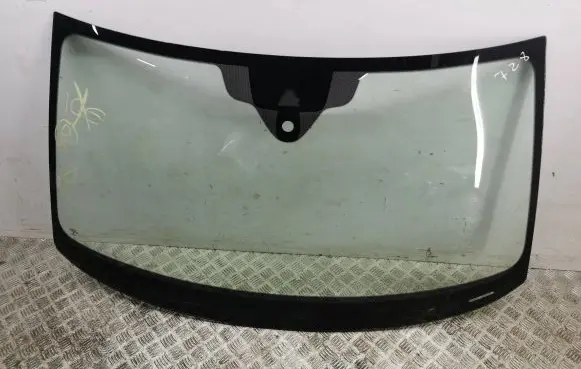 Audi A1 Front windscreen/windshield window 